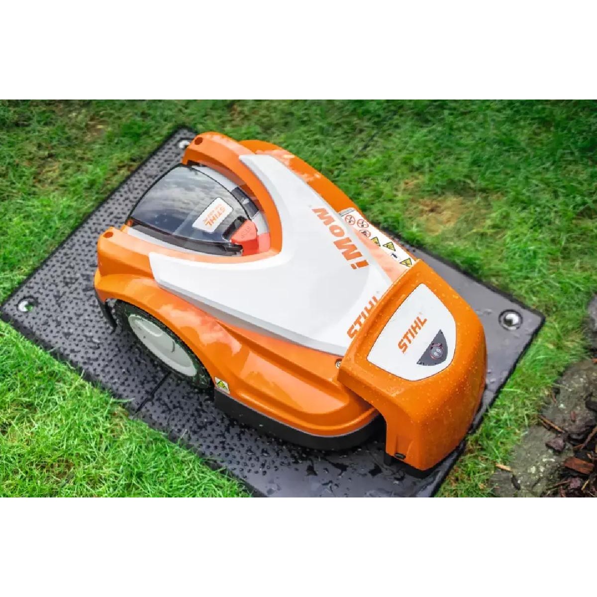 Stihl RMI 422.2 PC robotic lawnmower