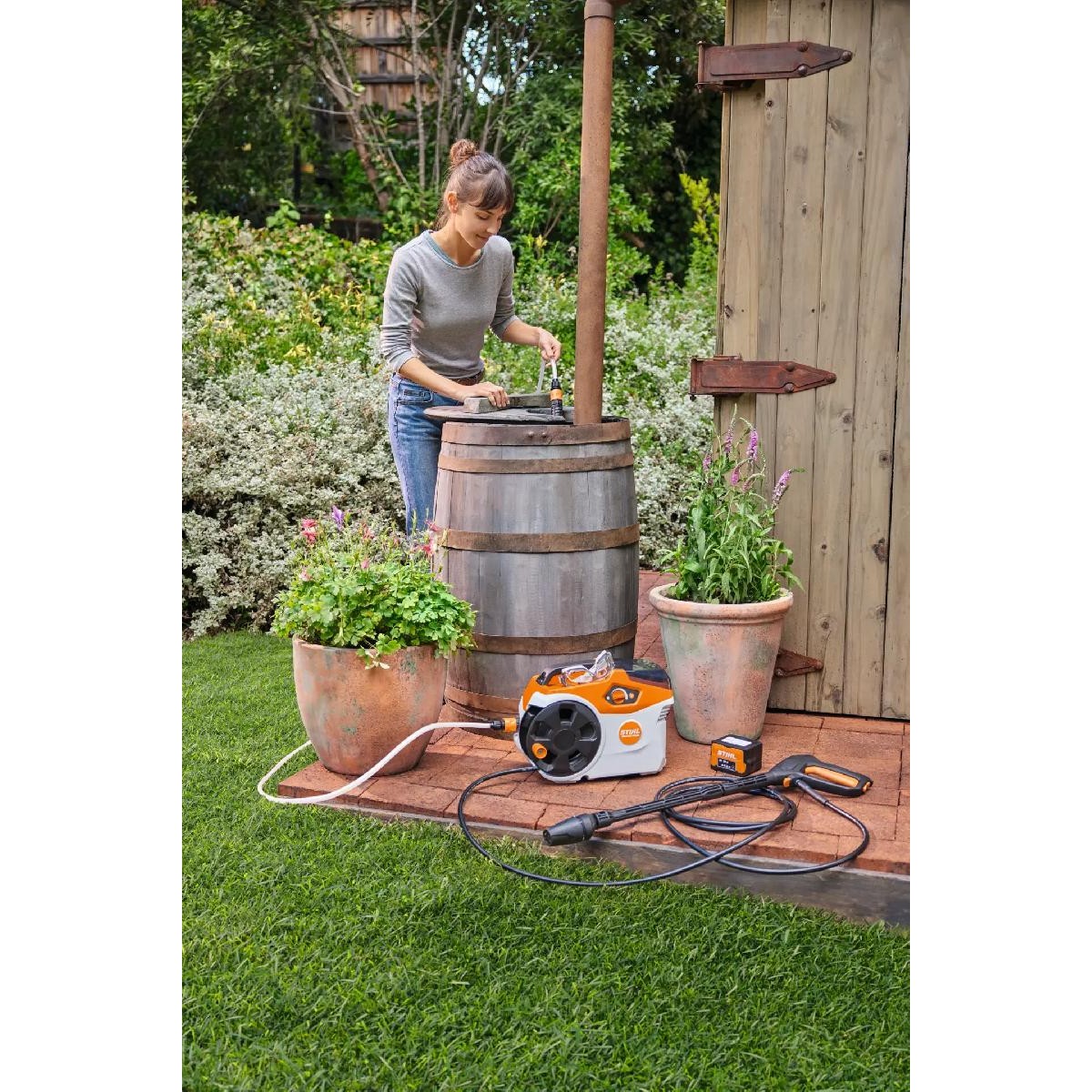 Stihl Rechargeable Washer REA 60 PLUS