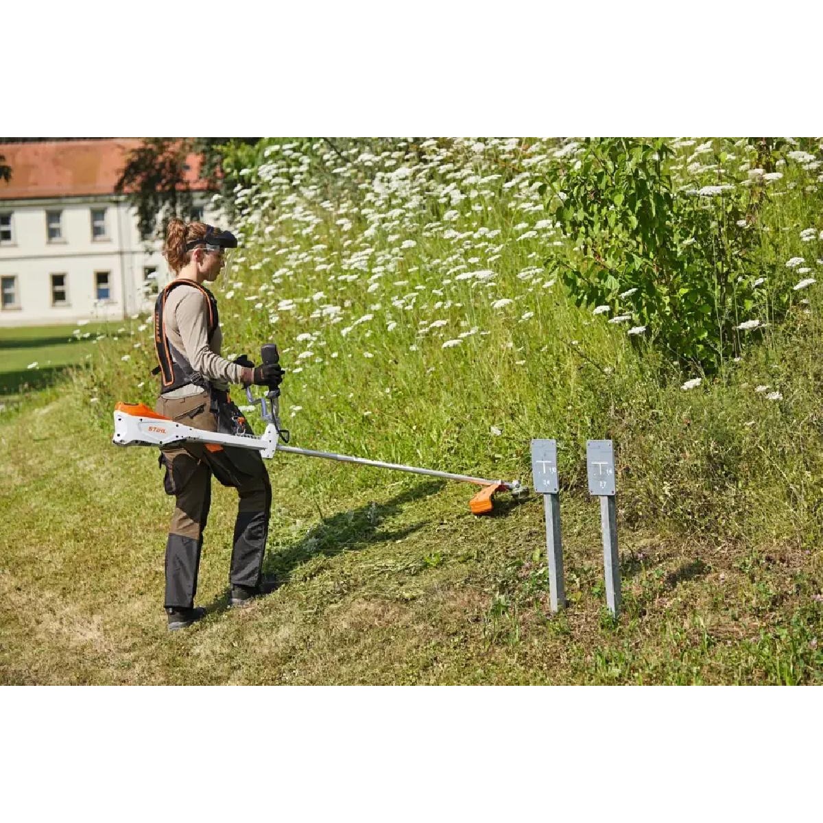 Stihl Brushcutter FSA 135, GSB 260-2