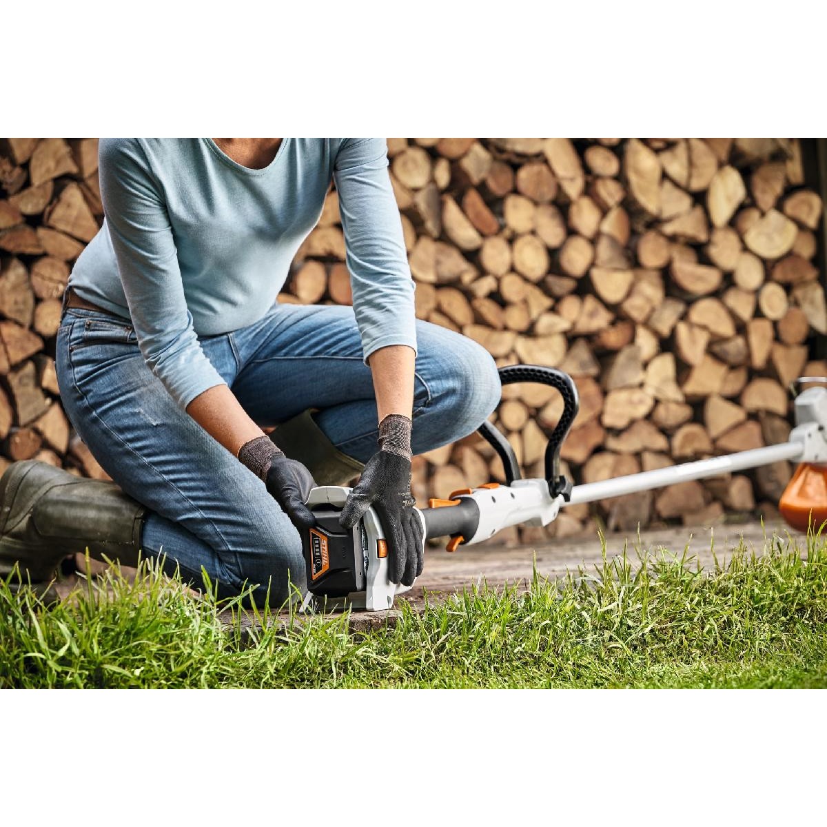 Stihl Brushcutter FSA 57 SET AK 10 AL 101