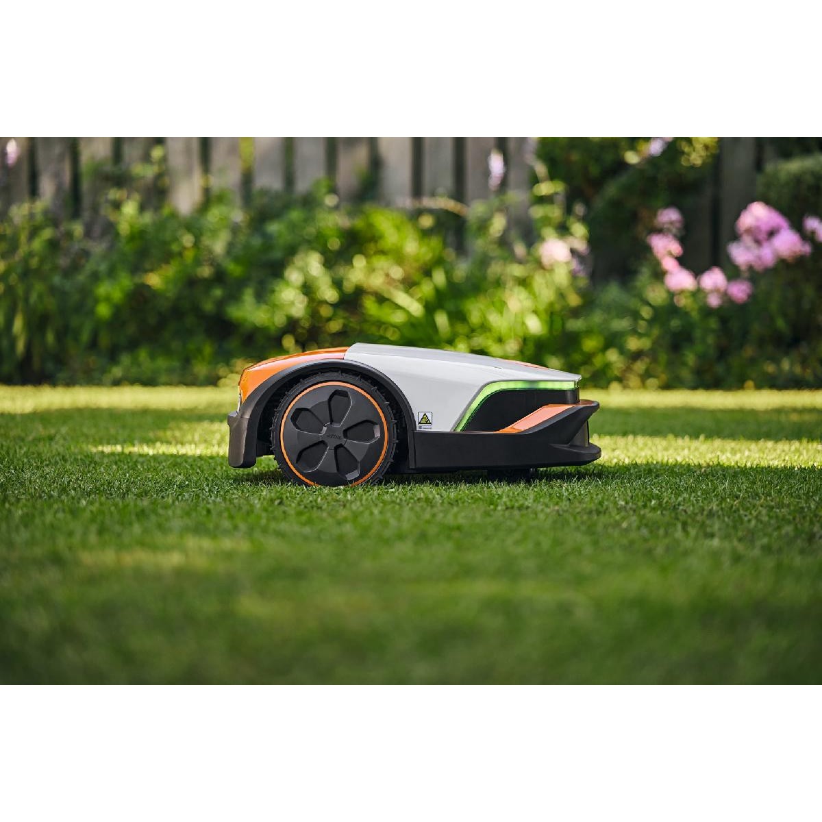 Stihl iMOW 5.0 robotic lawnmower