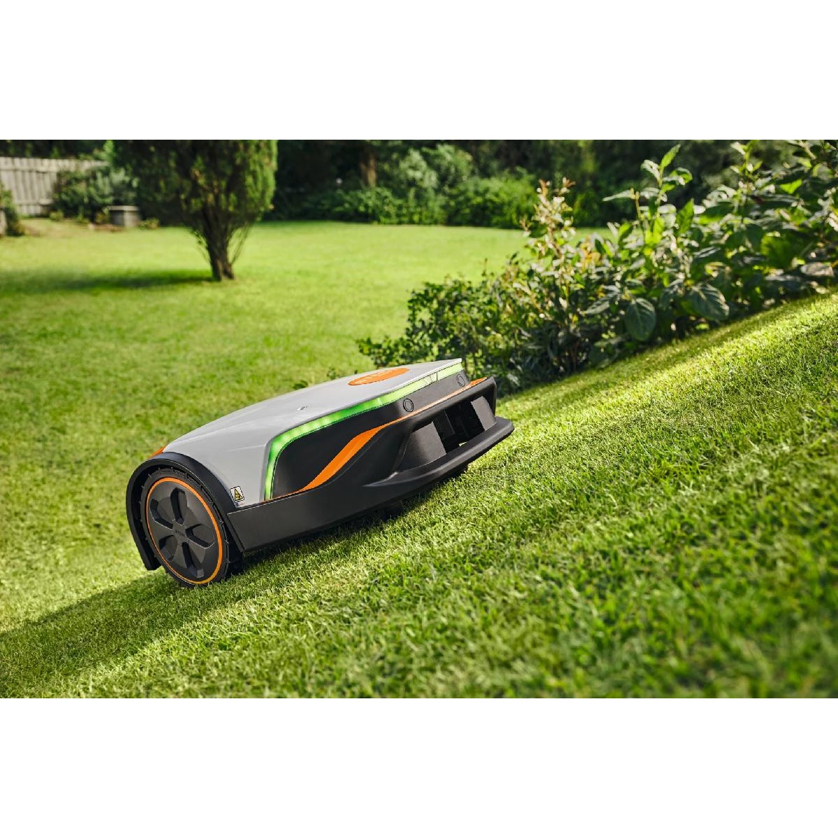 Stihl iMOW 6.0 robotic lawnmower