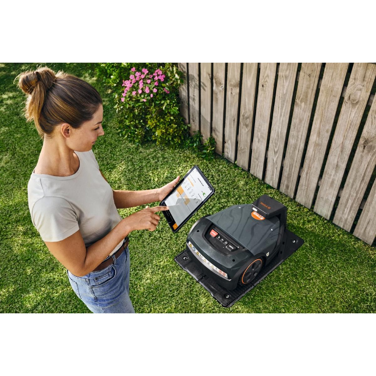 Stihl iMOW 7.0 EVO robotic lawnmower