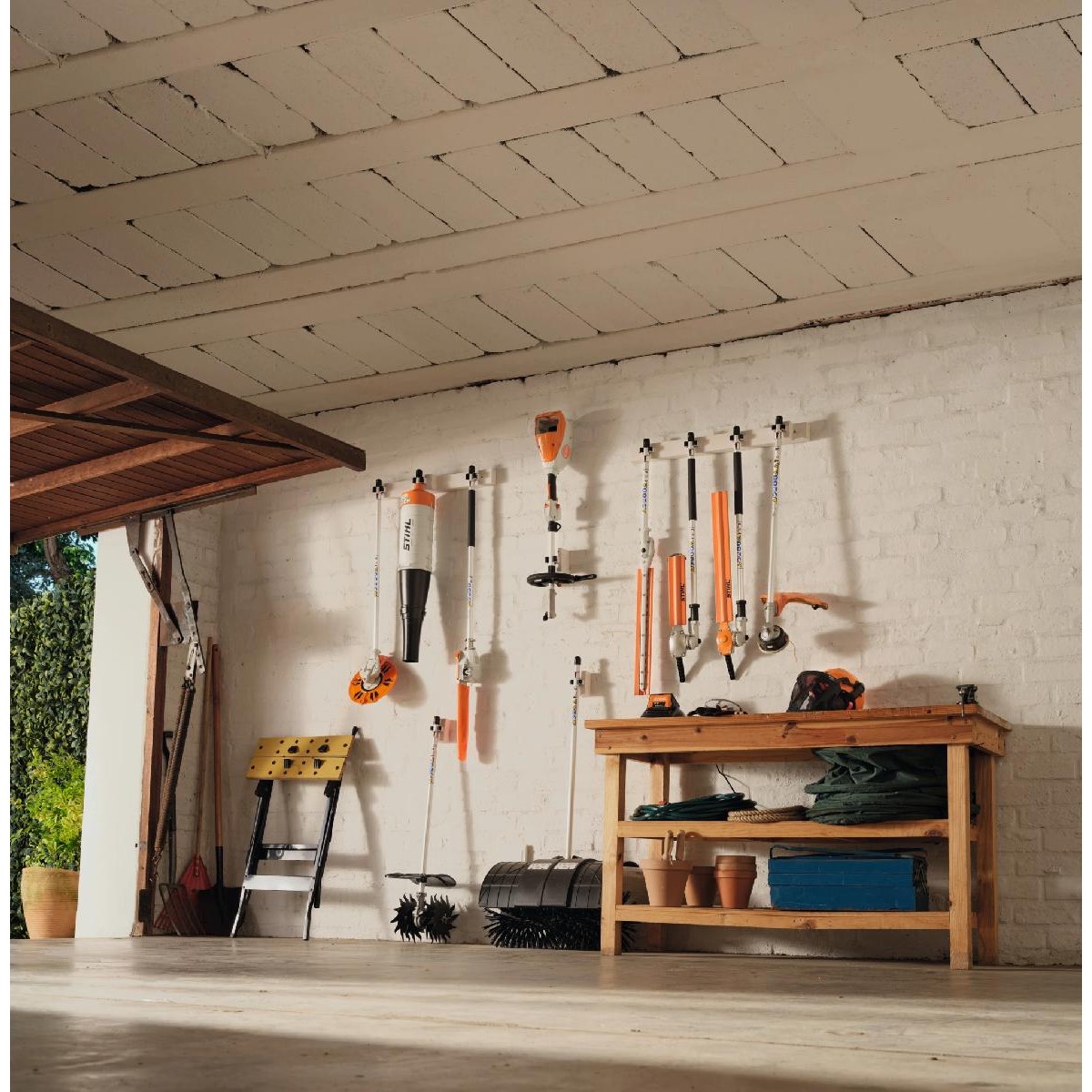 Stihl KMA 80.0 R Cordless KombiMotor