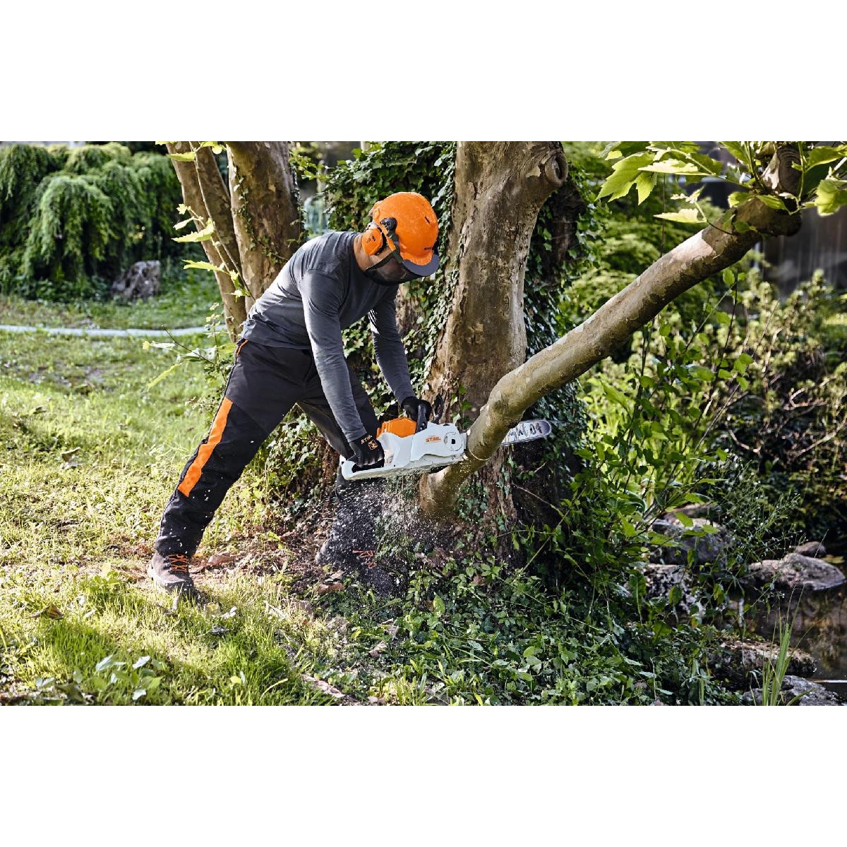Stihl Επαν/νο αλυσοπρίονο MSA 220.0 C-B 40cm