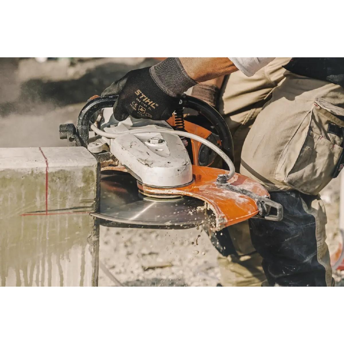 Stihl TS 500i cutter, with 350 mm disc